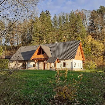 The Retreat Villa Zdarky Kültér fotó