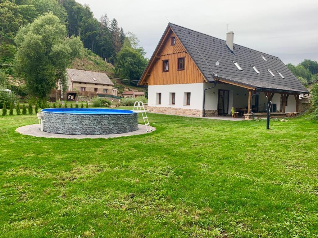 The Retreat Villa Zdarky Kültér fotó