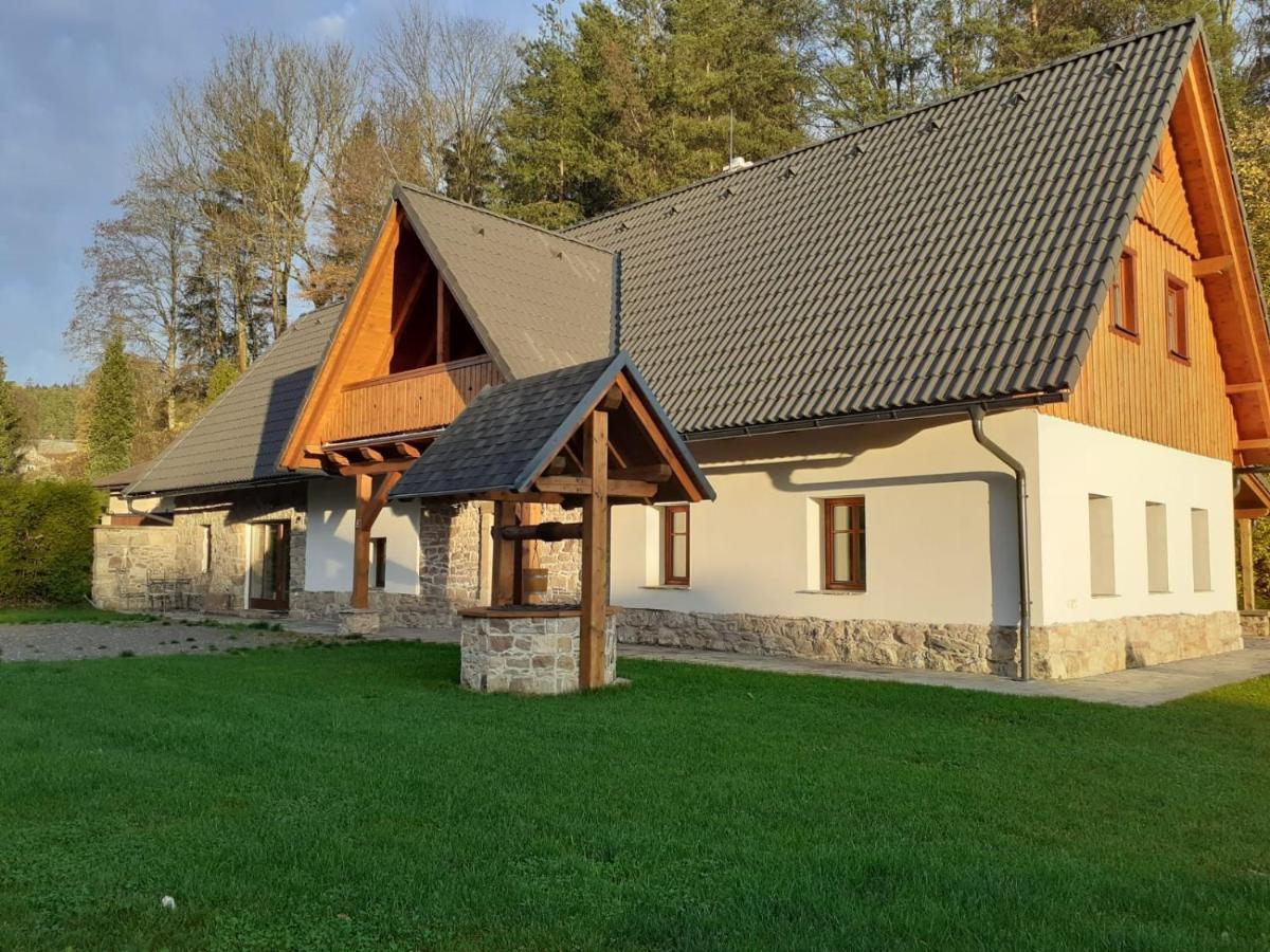 The Retreat Villa Zdarky Kültér fotó
